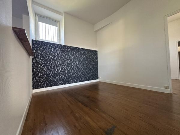 Immeuble 171 359 € Saint-Gaudens 154 m² DPE E