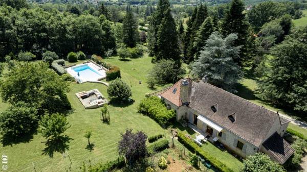 Maison ancienne - Gourdon Secteur Gourdon - Superbe ensemble immobilier en pierre sur 1ha63 paysagers avec piscine chauffée