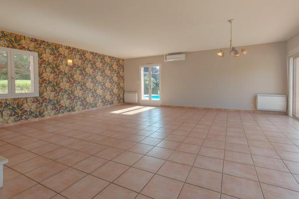 Belle maison familiale 4 chambres avec piscine