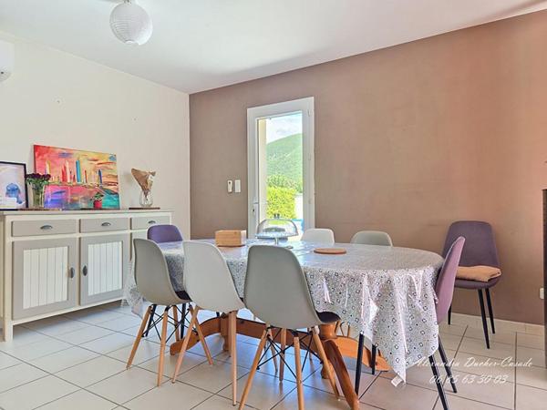 Maison de plain-pied avec Garage et Jardin