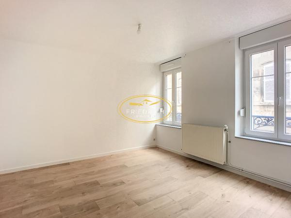 BEL APPARTEMENT T3 au REZ-DE-CHAUSSÉE ! Saint-mihiel BEL APPARTEMENT T3 au REZ-DE-CHAUSSÉE ! Saint-mihiel