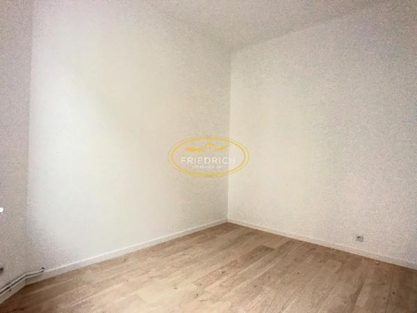 BEL APPARTEMENT T3 au REZ-DE-CHAUSSÉE ! Saint-mihiel BEL APPARTEMENT T3 au REZ-DE-CHAUSSÉE ! Saint-mihiel