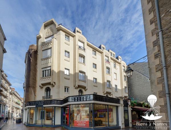 A vendre appartement T3 rénové Nantes Hyper Centre , Nantes A vendre appartement T3 rénové Nantes Hyper Centre , Nantes