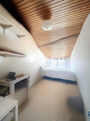 Petite ferme avec belle véranda, jardin et garage