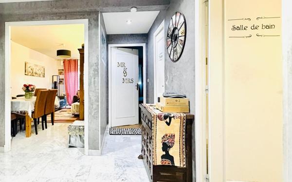 Appartement à vendre    3 pièces • 73 m2 Nice