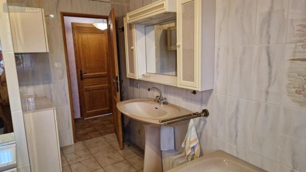 Maison à louer à Oignies dans le Pas-de-Calais (62590), ref : 62032-L857