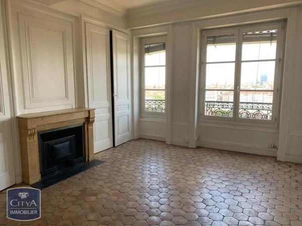 Appartement à louer 2 pièces 60.9m² Lyon 5e Arrondissement (69005)