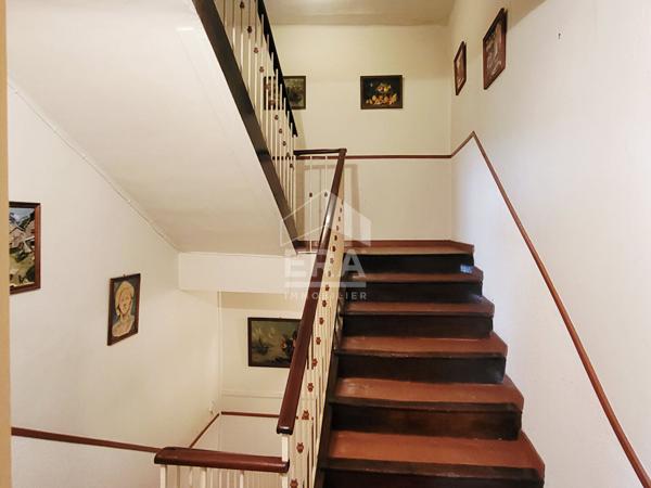 Maison avec potentiel logements, La Motte Du Caire 200 m2, proche Sisteron