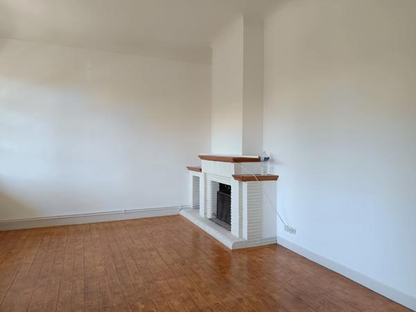 Demeure en plein cœur de la ville composée de deux logements.