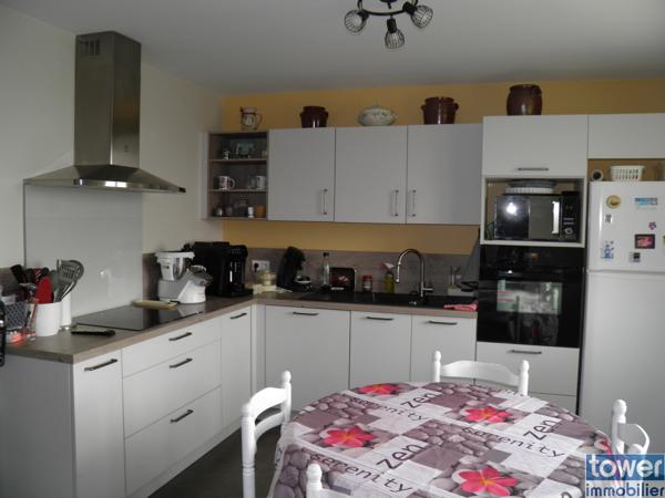 Maison
                                                                                                                                                                                                                                                                                                                        4 pièce(s)                                                                                                                                                                                                          3 chambre(s)                                                                                                                                                                                                          103  m²