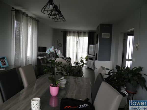 Maison
                                                                                                                                                                                                                                                                                                                        4 pièce(s)                                                                                                                                                                                                          3 chambre(s)                                                                                                                                                                                                          103  m²