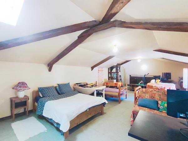 A saisir maison en pierre de 123M² au coeur de LABEGUDE