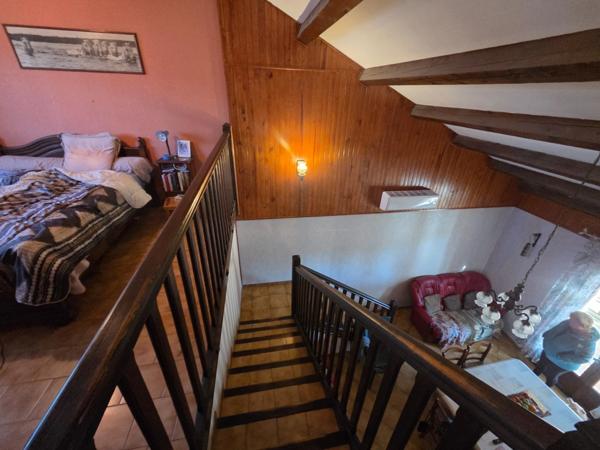 Dpt Gard (30), Saint Christol les ales, belle villa 5 chambres d'environ 140m² environ sur un terrain clos de 964m² + 2 garages et piscine.