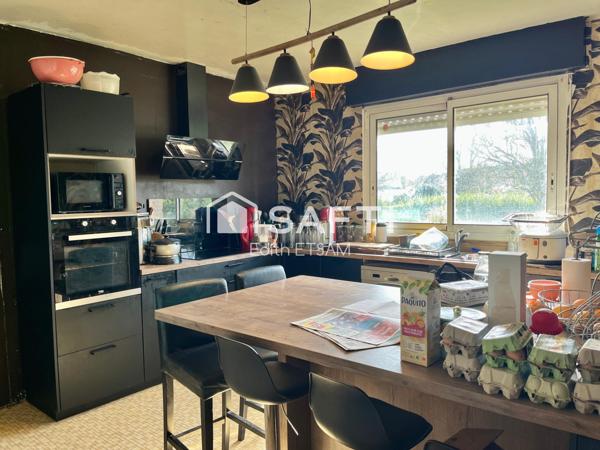 Maison 9 piéces 180 m2