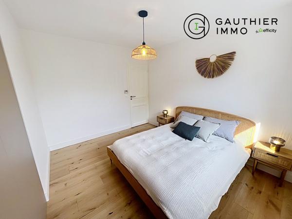 Maison
         4 pièces
        - 100 m²