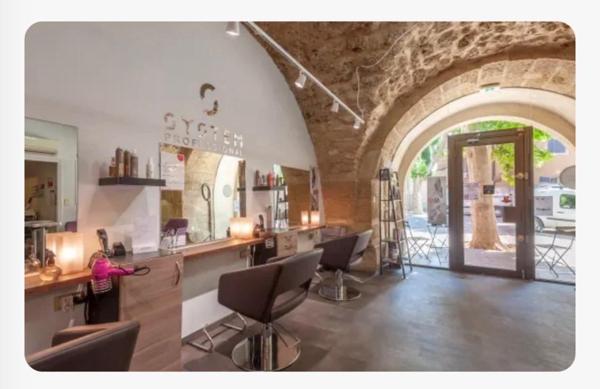 La Roque d'Anthéron - Salon de coiffure