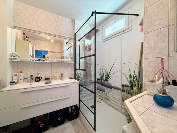 Appartement 3 pièces - 60 m² Exclusivité efficity