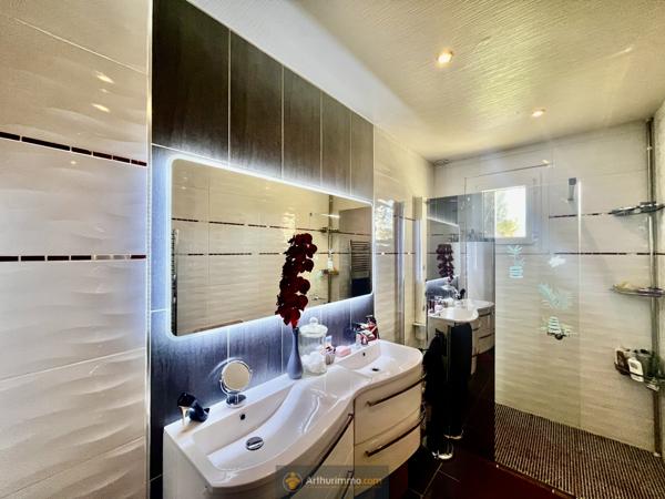 Coulommiers (77120) Maison Plain-Pied, 3 Chambres 110 m², Terrain 1015 m² DPE : D