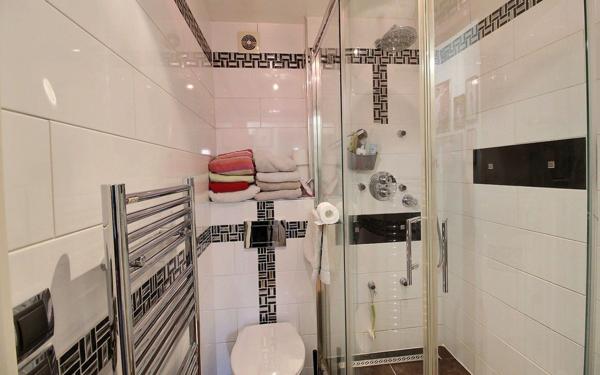 Appartement à vendre    4 pièces • 86 m2 Clichy