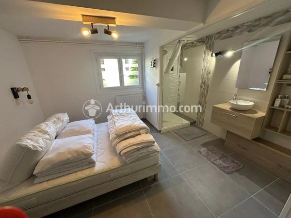 Vente Maison 8 pièces 239 m2 à Saint-Astier