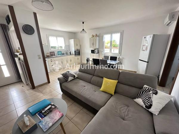 Vente Maison 8 pièces 239 m2 à Saint-Astier