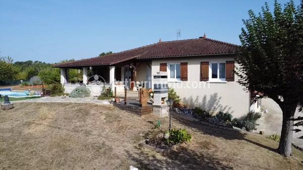 Vente Maison 8 pièces 239 m2 à Saint-Astier