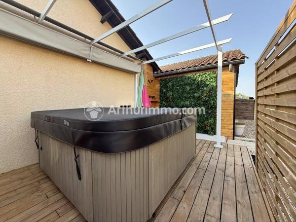 Vente Maison 8 pièces 239 m2 à Saint-Astier