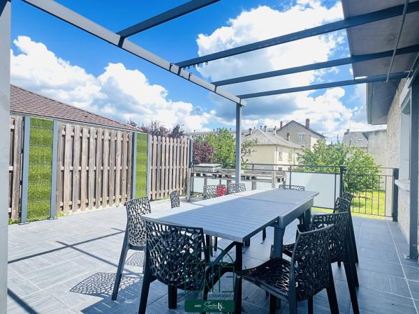 Maison
         5 pièces
        - 149 m² Exclusivité