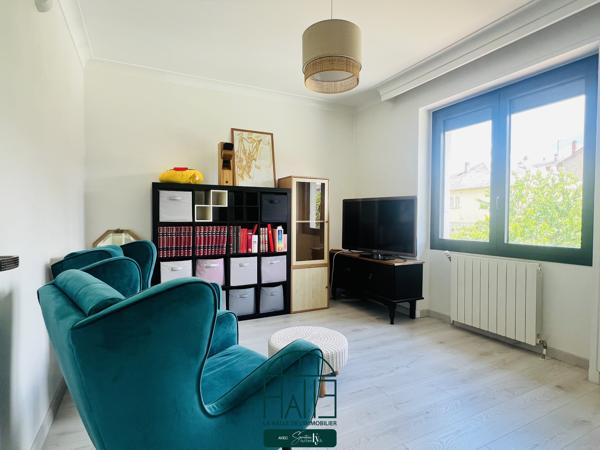 Maison
         5 pièces
        - 149 m² Exclusivité
