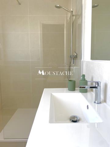 APPARTEMENT UNIQUE EN ROOFTOP - TERRASSE VUE MER À 360° -