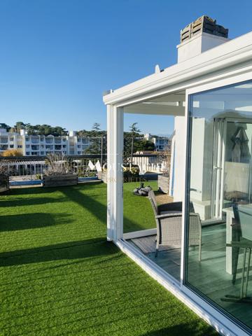 APPARTEMENT UNIQUE EN ROOFTOP - TERRASSE VUE MER À 360° -