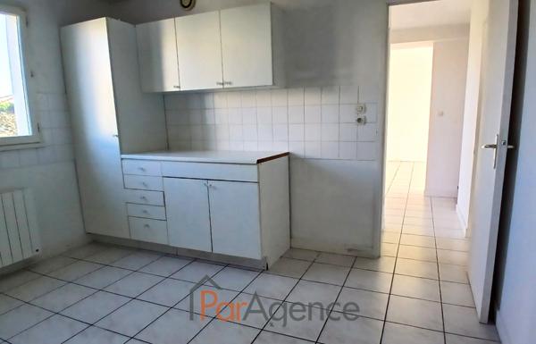 MAISON 4 PIECES - 88 M2 - 300 M CENTRE VILLE