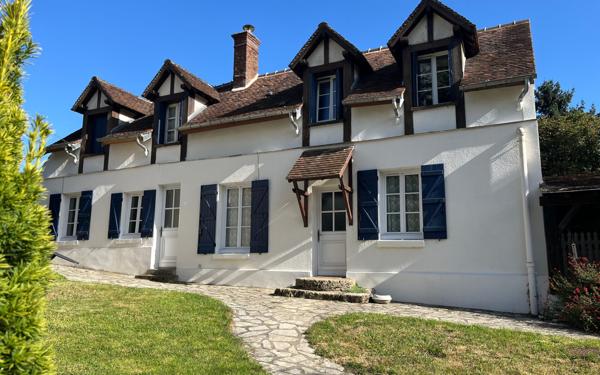 Maison à vendre    5 pièces • 128 m2 Auneuil