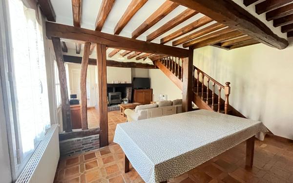 Maison à vendre    5 pièces • 128 m2 Auneuil