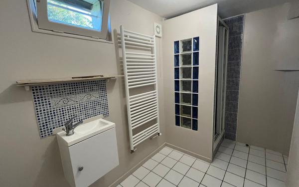 Maison à vendre    5 pièces • 128 m2 Auneuil