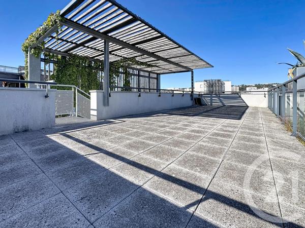 Appartement F4 à vendre  4 pièces - 76 m 2   LYON  - 69007