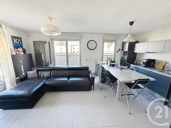 Appartement F4 à vendre  4 pièces - 76 m 2   LYON  - 69007