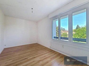 Appartement à vendre à Ferney-Voltaire dans l'Ain (01210), ref : 01047-826