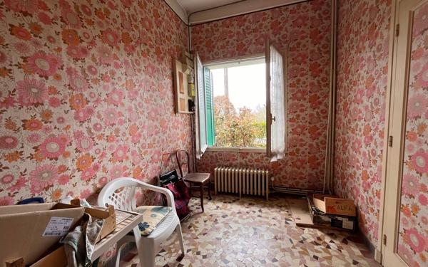 Maison à vendre    5 pièces • 105 m2 Saint-Yorre