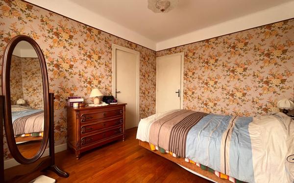 Maison à vendre    5 pièces • 105 m2 Saint-Yorre
