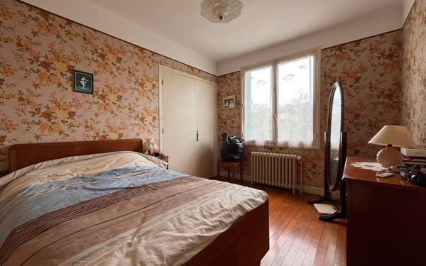 Maison à vendre    5 pièces • 105 m2 Saint-Yorre