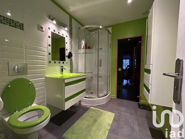 Maison traditionnelle 7 pièces de 214 m² à Grigny (91350)