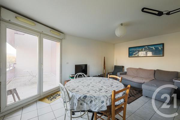 Appartement T2 à vendre  2 pièces - 51 m2 FONTAINE - 38