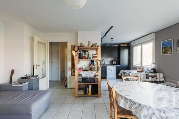 Appartement T2 à vendre  2 pièces - 51 m2 FONTAINE - 38
