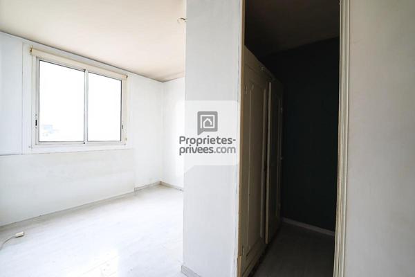 GRENOBLE BAJATIERE Grand T4 de 92m2 + 2 Caves
