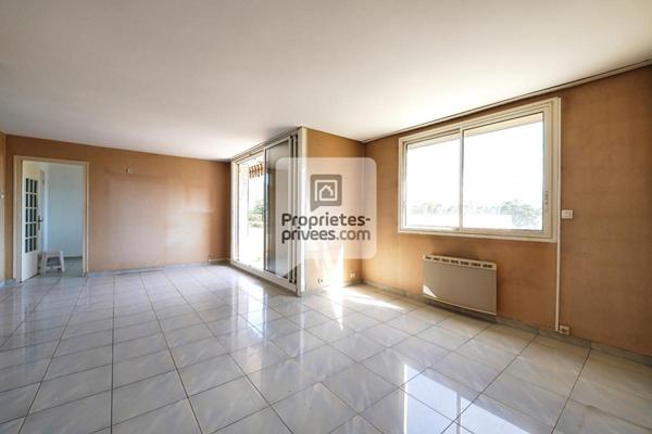GRENOBLE BAJATIERE Grand T4 de 92m2 + 2 Caves
