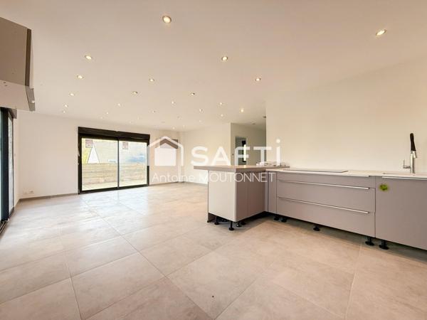 Maison contemporaine neuve avec une terrasse exceptionnelle