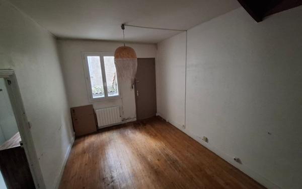 Appartement à vendre    3 pièces • 50 m2 Bordeaux