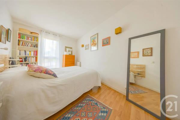 Appartement F4 à vendre  5 pièces - 87,60 m 2   CROSNE  - 91