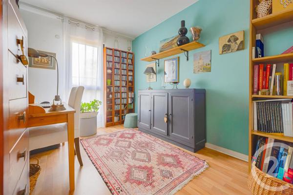 Appartement F4 à vendre  5 pièces - 87,60 m 2   CROSNE  - 91